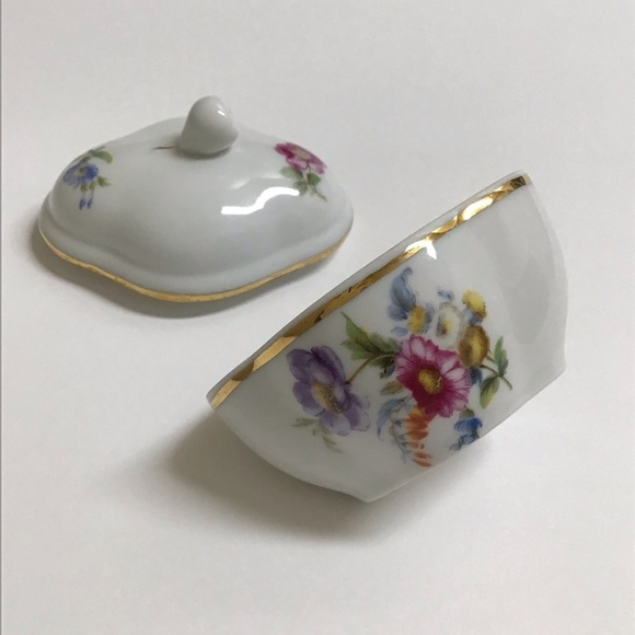 Richard Ginori Italy Porcelain Oval Trinket Box w/Lid White Pear Finial Vintage - Picture 4 of 16